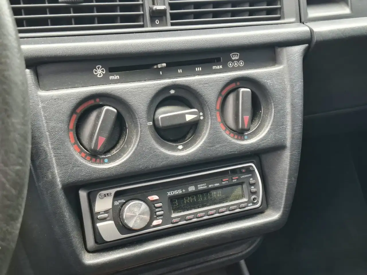 Mercedes-Benz 190 1.8 E Basic | Elektrische ramen | 5-bak | CV, foto 7