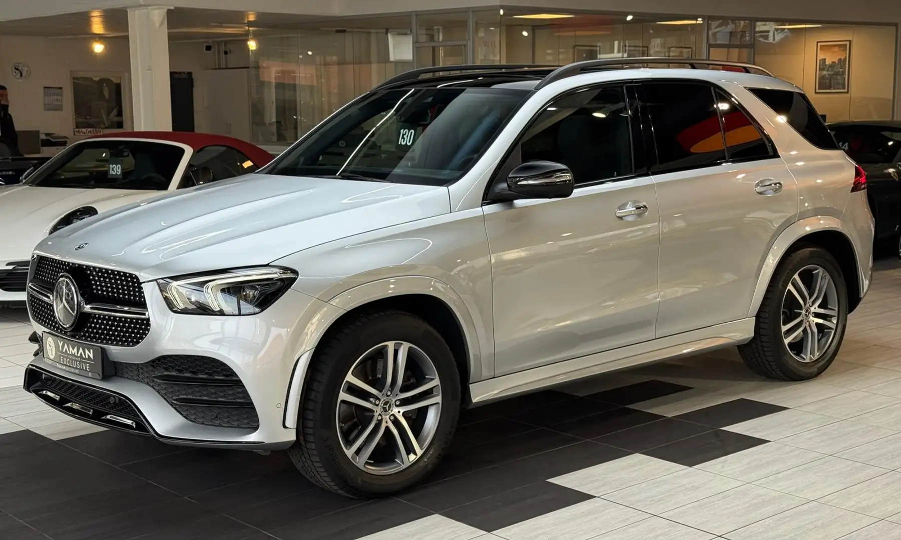 Mercedes-Benz GLE 350 d 4M AMG*Pano*HuD*Airmatic*StHzg*Distr* Silber - 2