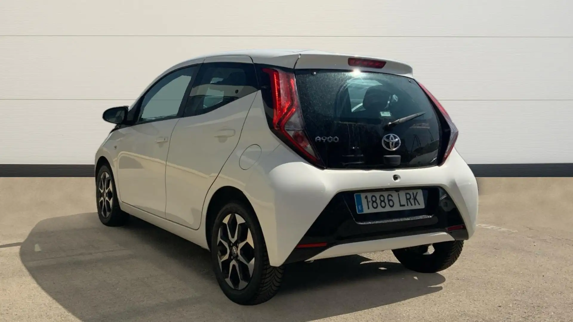 Toyota Aygo 70 x-sport - 2
