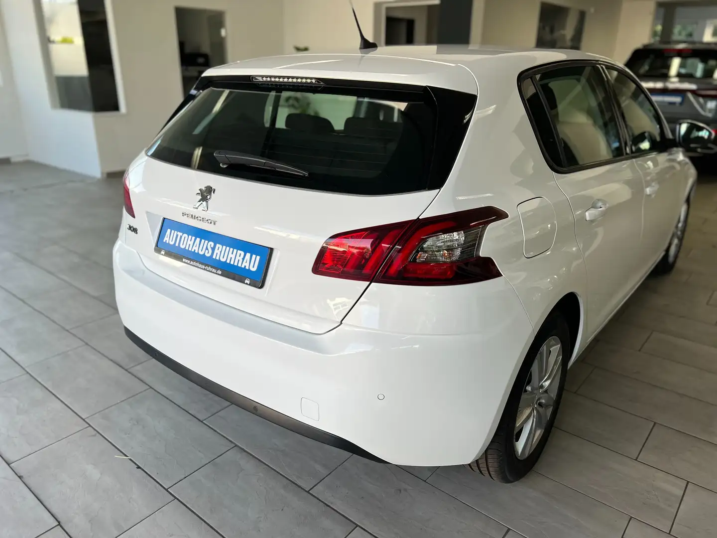 Peugeot 308 Automatik | Angebot für Gewerbetreibende Weiß - 1
