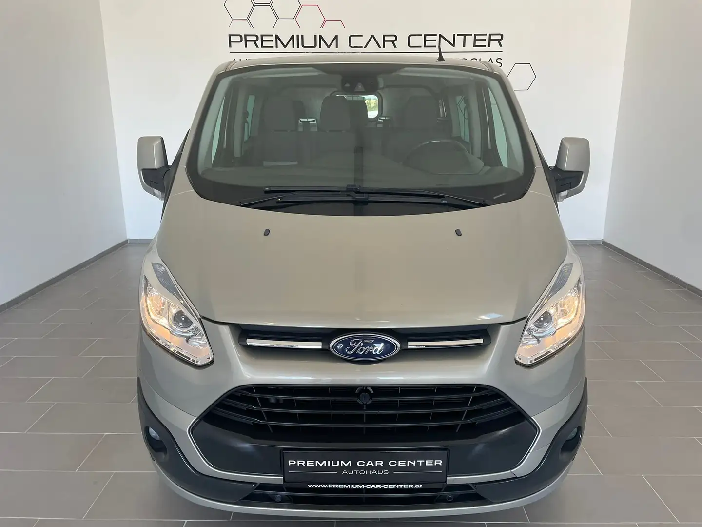 Ford Transit Custom 2,2 TDCi 290 L1 Trend 6Sitzer, DoKa, Kamera Beige - 2