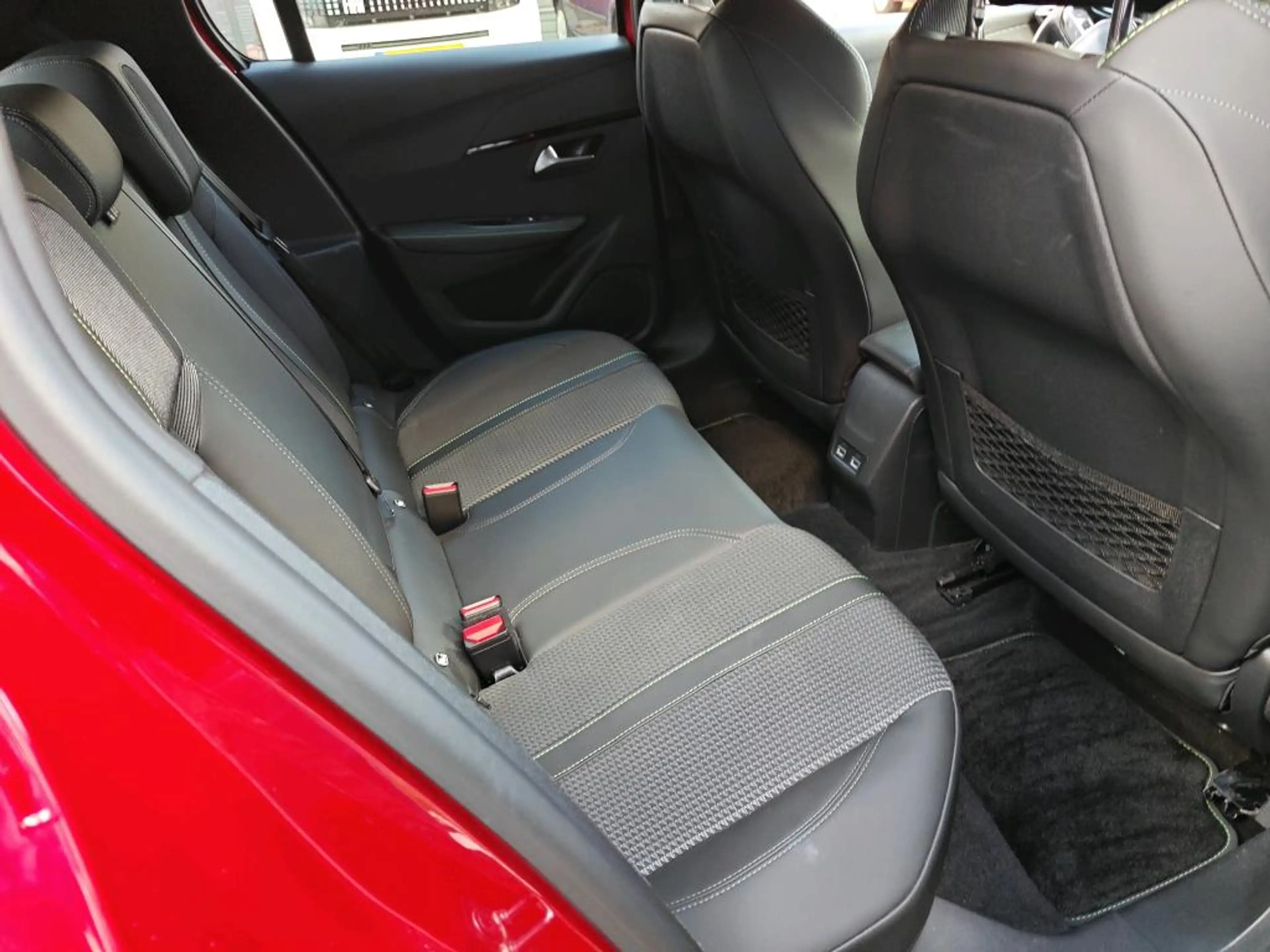 Peugeot e-208 EV GT 350 50 kWh | Fase 3 laden | Navigatie | Came — photo 9