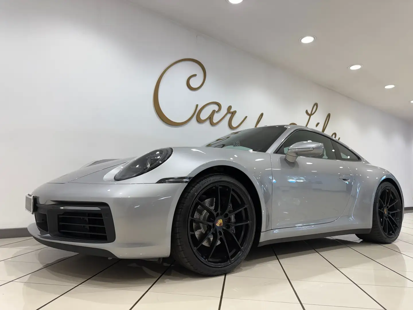 Porsche 992 3.0 Carrera 911 385 CV Coupè Argent - 2