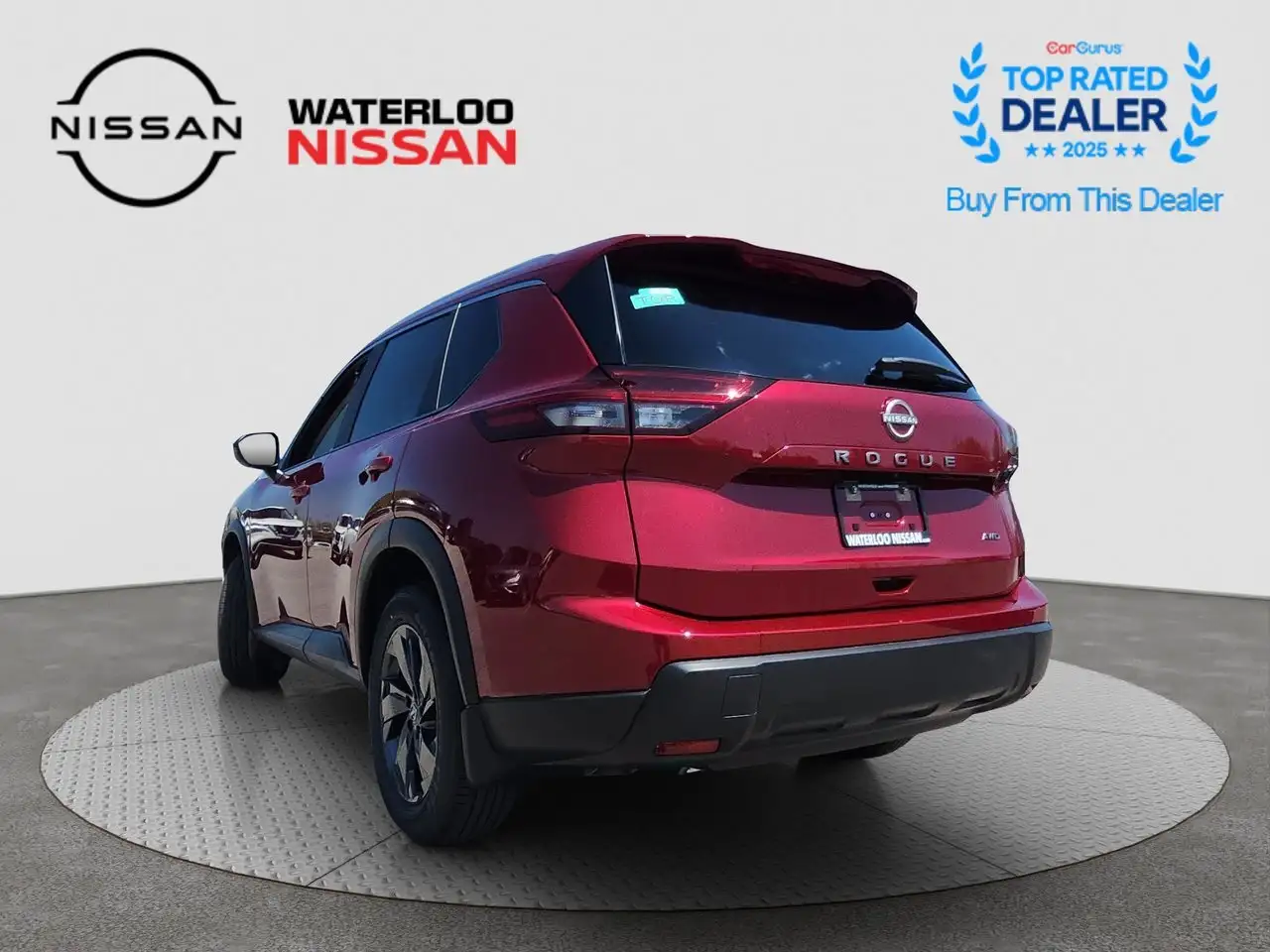 Nissan Rogue снимка Nissan Rogue