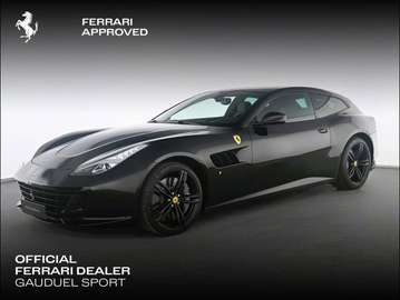 Lusso V12 6.3 690ch