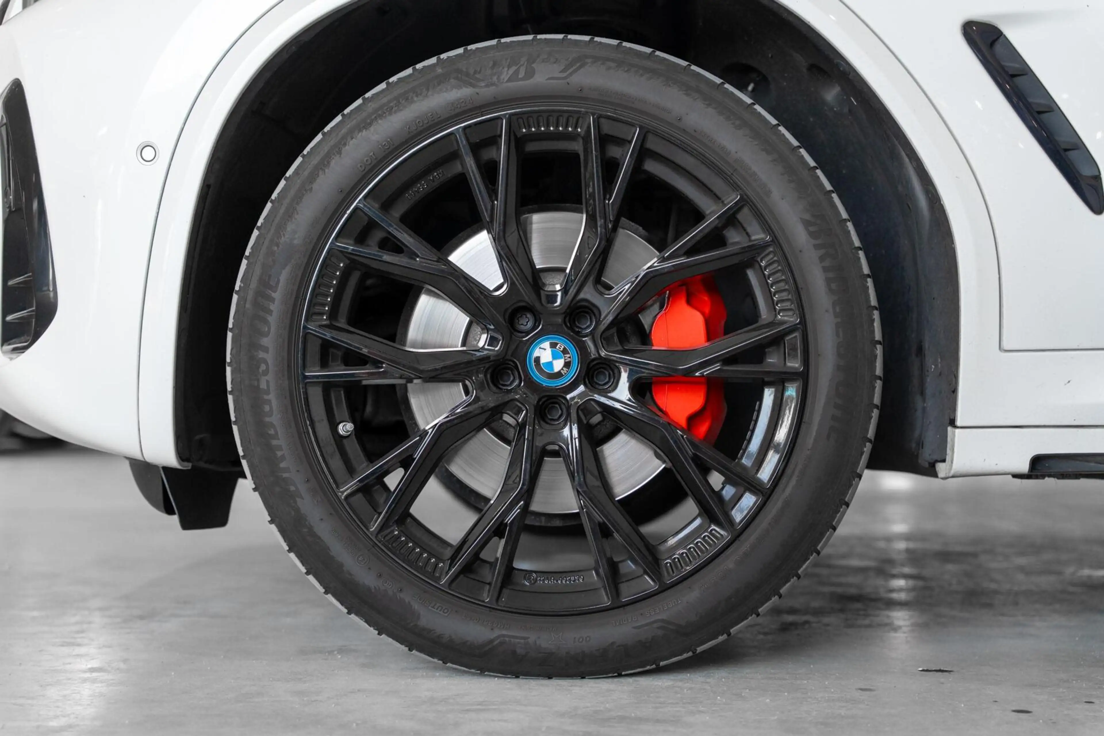 BMW X3 xDrive30e High Executive / M Sport Pro / Pano / HU — photo 42