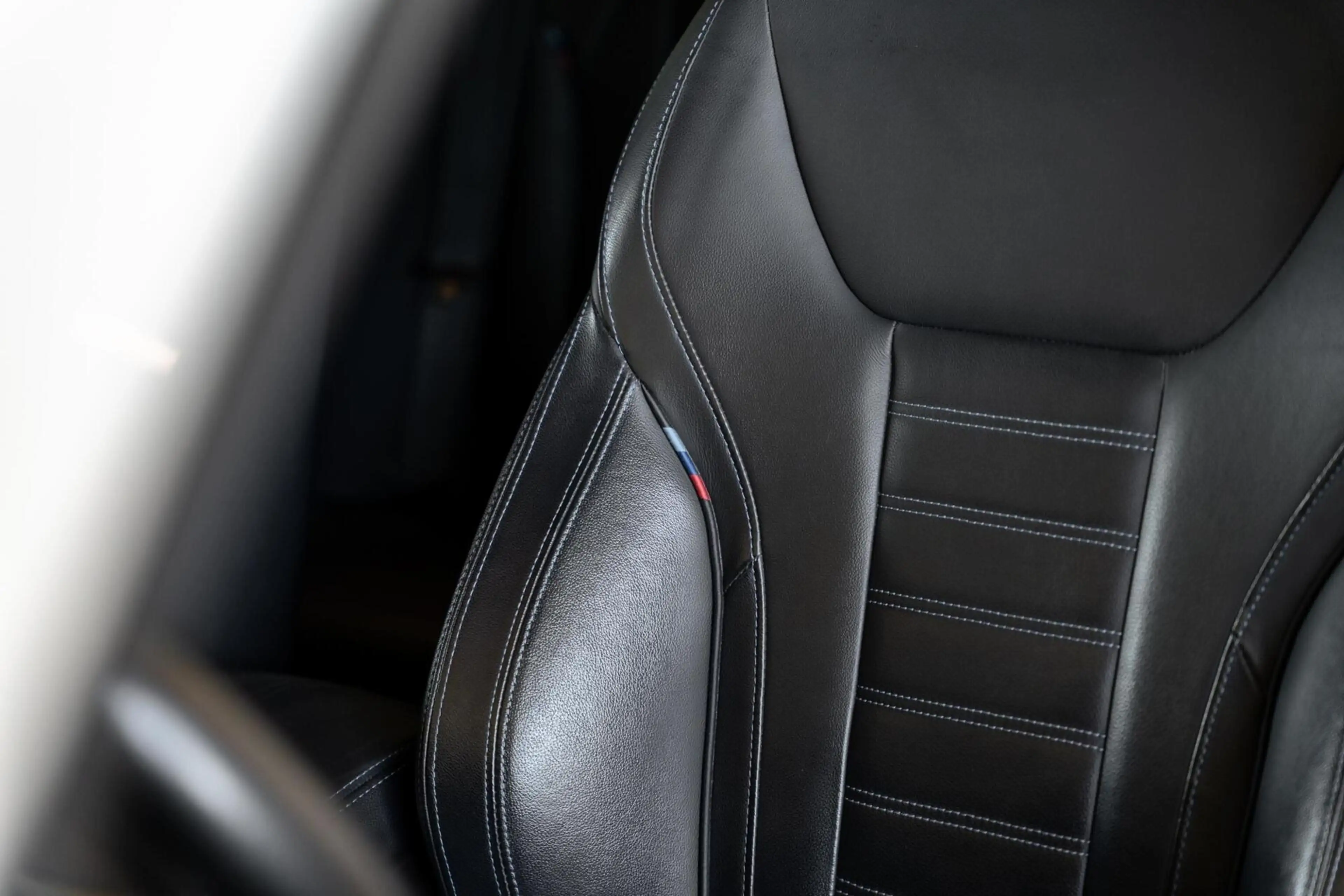 BMW X3 xDrive30e High Executive / M Sport Pro / Pano / HU — photo 12