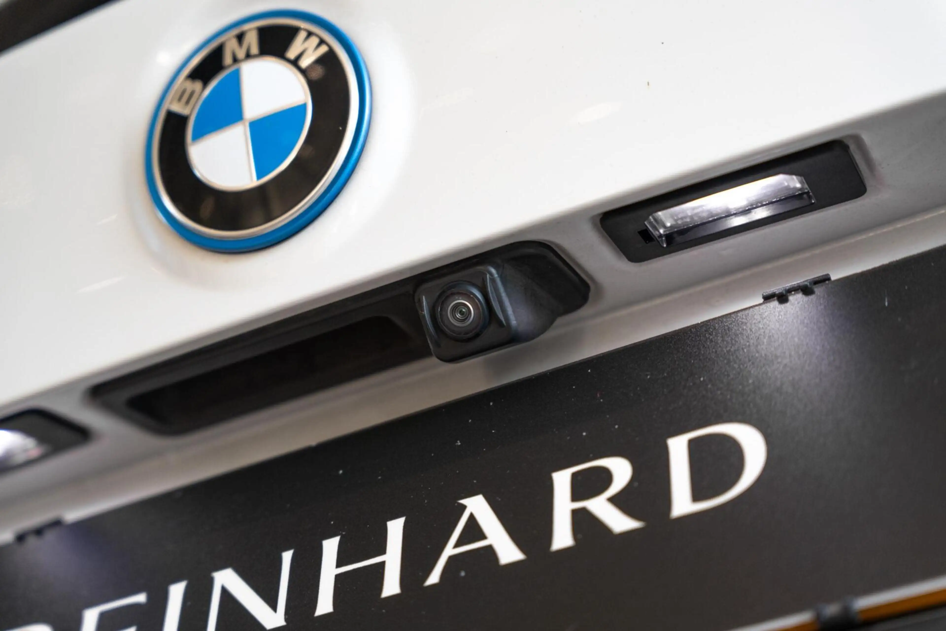 BMW X3 xDrive30e High Executive / M Sport Pro / Pano / HU — photo 31