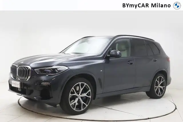 BMW X5 xdrive40d mhev 48V Msport auto