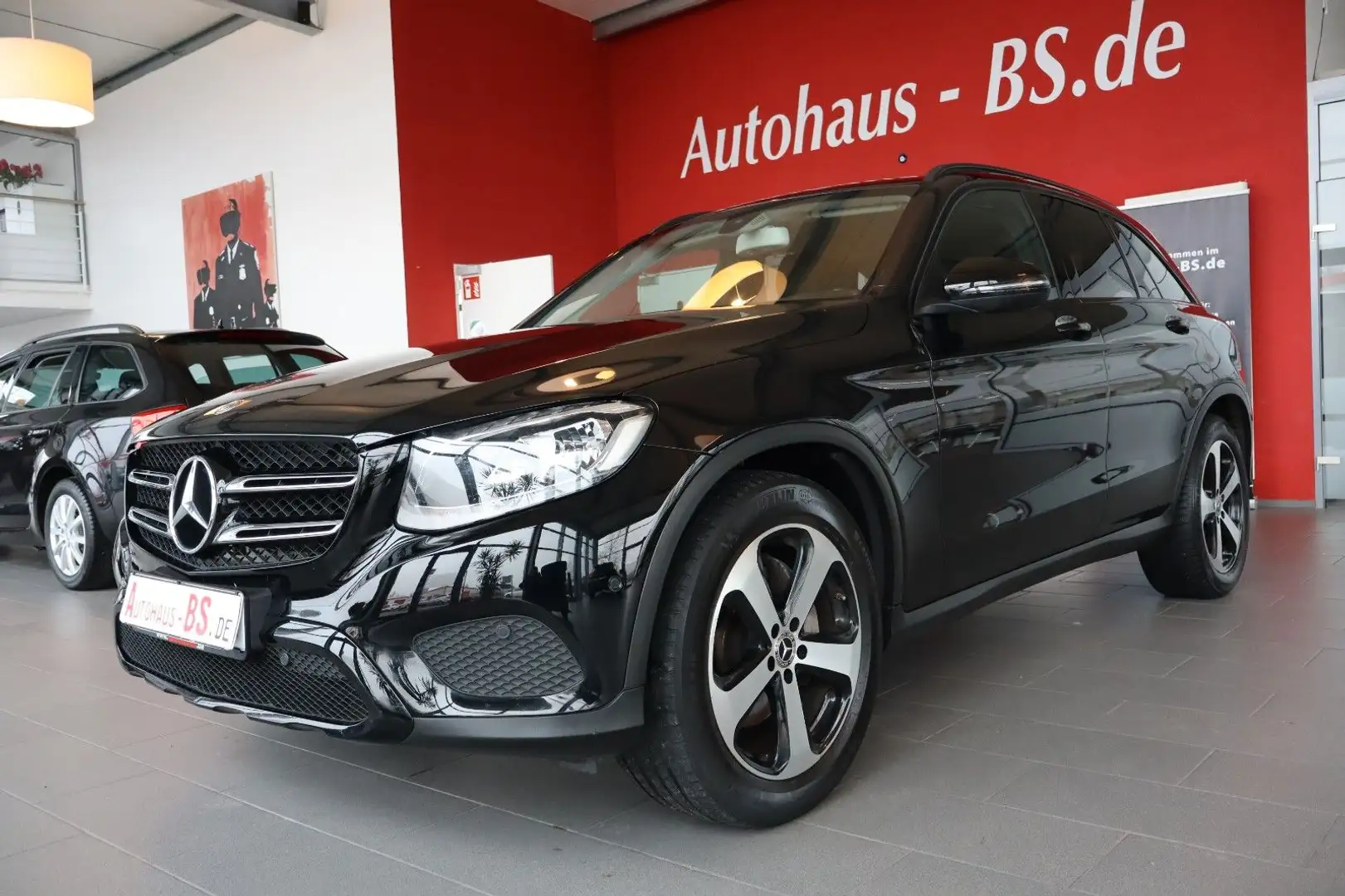 Mercedes-Benz GLC 220 d Exclusive 4Matic, Navi, SHZ, PDC, 2.Hd Schwarz - 1
