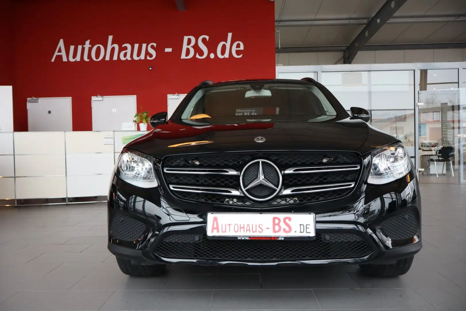 Mercedes-Benz GLC 220 d Exclusive 4Matic, Navi, SHZ, PDC, 2.Hd Schwarz - 2
