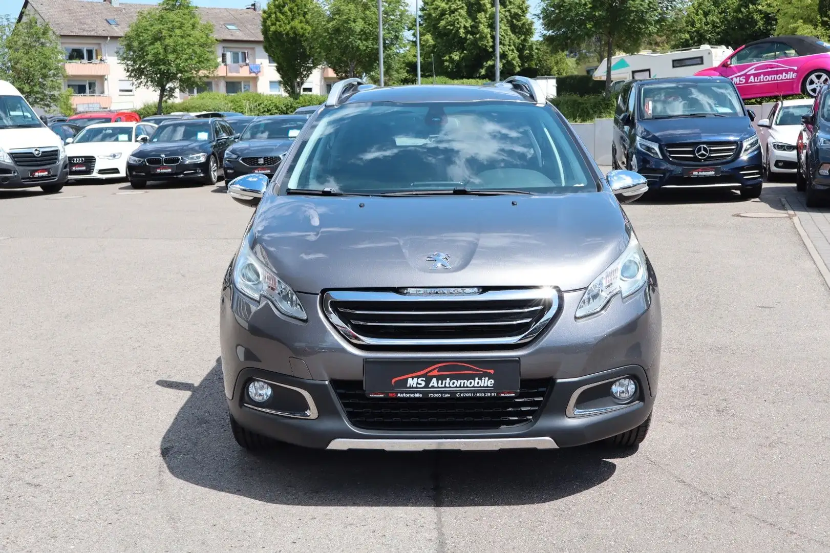 Peugeot 2008 Allure PureTech 130 Leder_Navi_1.Hd_KD-Heft Gris - 2