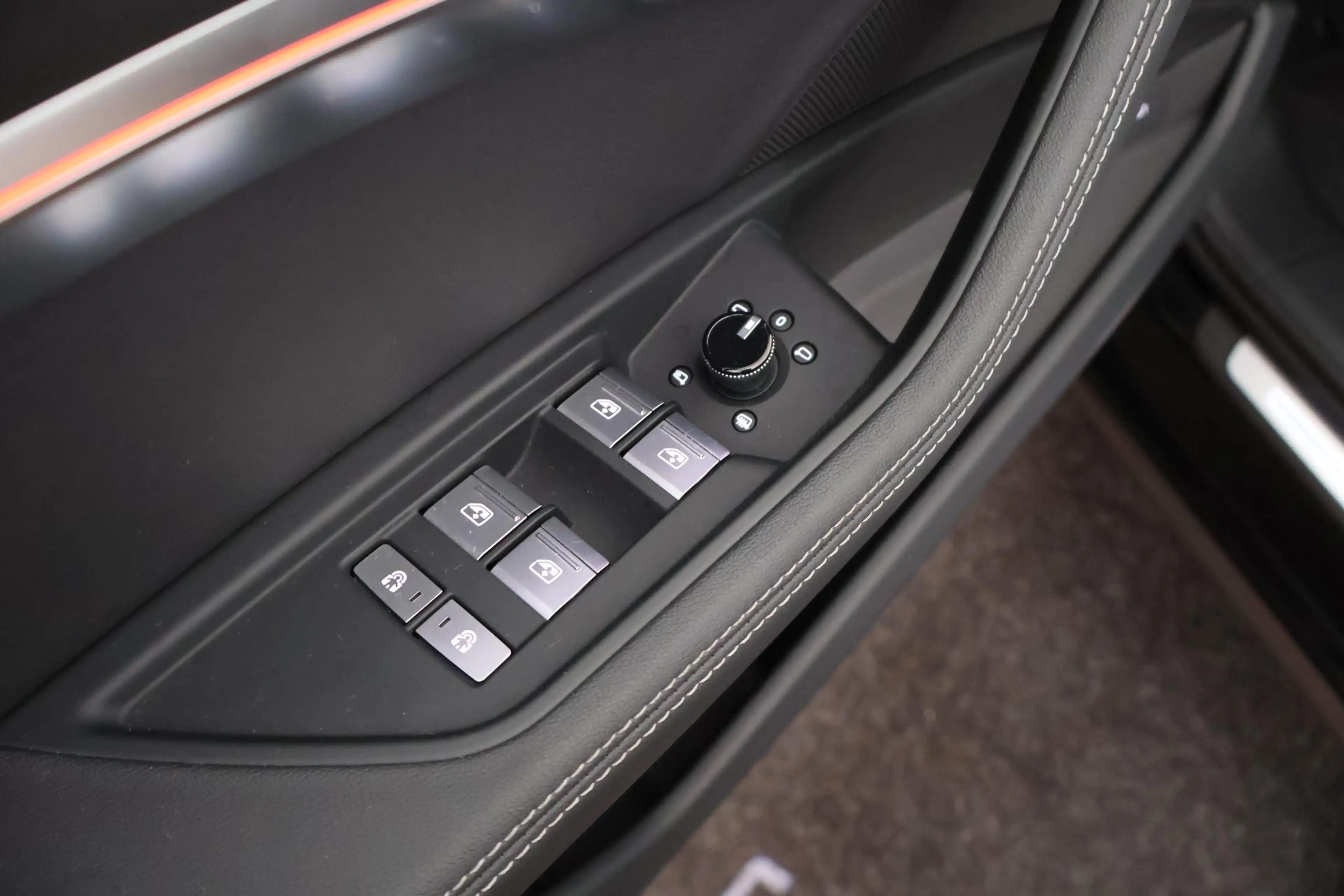 Audi Q8 e-tron 50 quattro 340pk Advanced Edition 95 kWh SOH 100% — photo 16