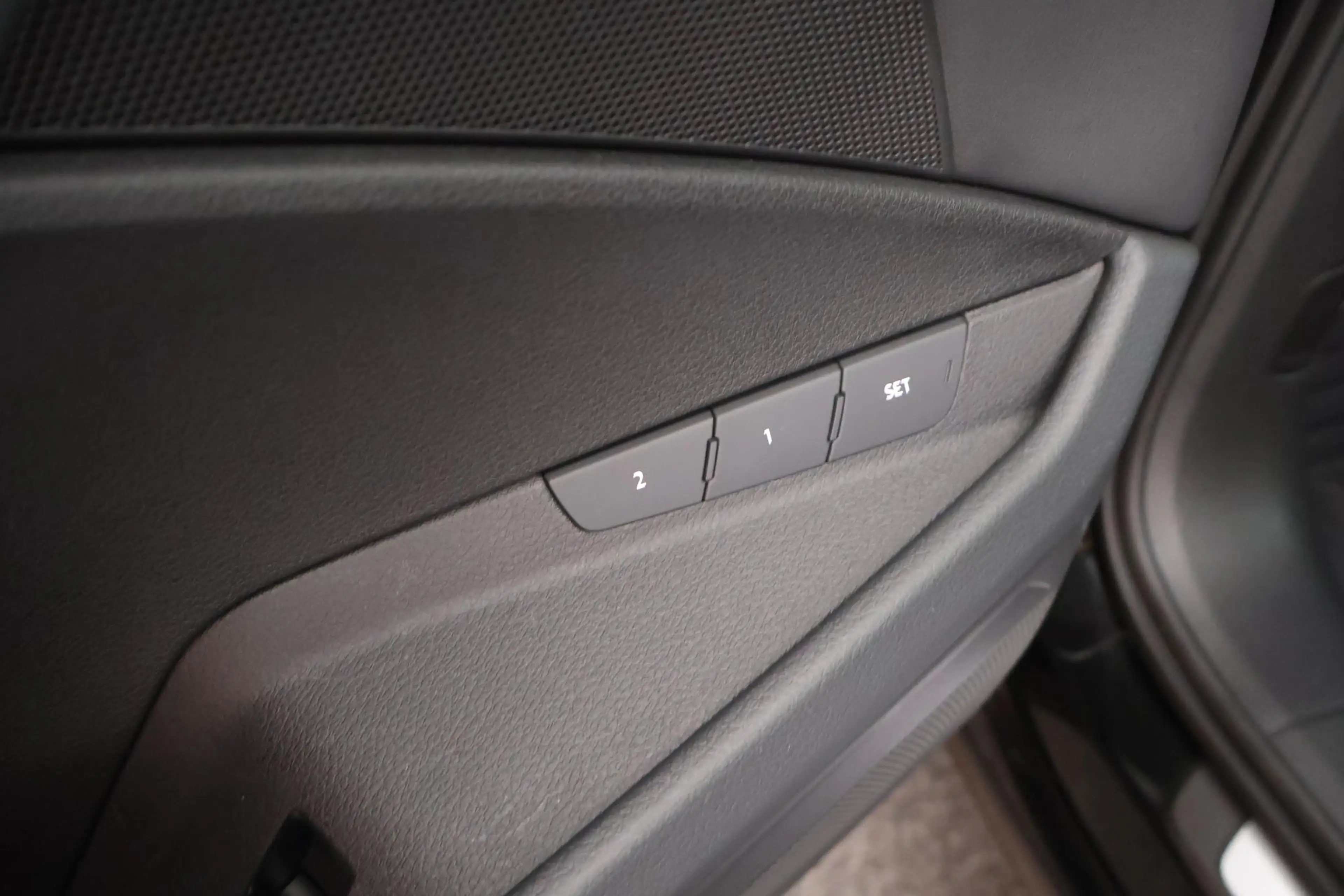 Audi Q8 e-tron 50 quattro 340pk Advanced Edition 95 kWh SOH 100% — photo 6