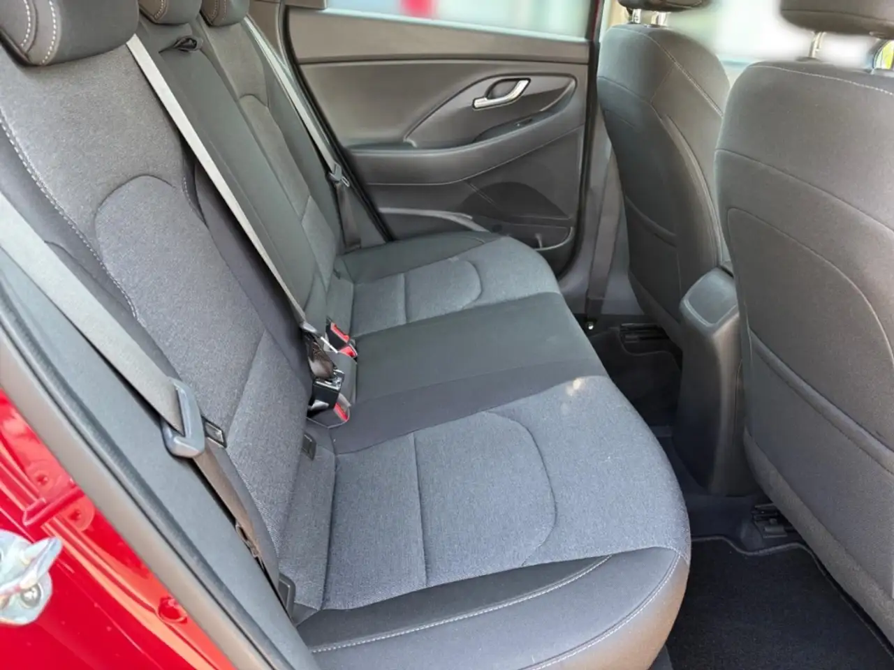 Hyundai i30 cw Edition 30+ Mild-Hybrid+AUTOMATIK!+AHK!++ 13