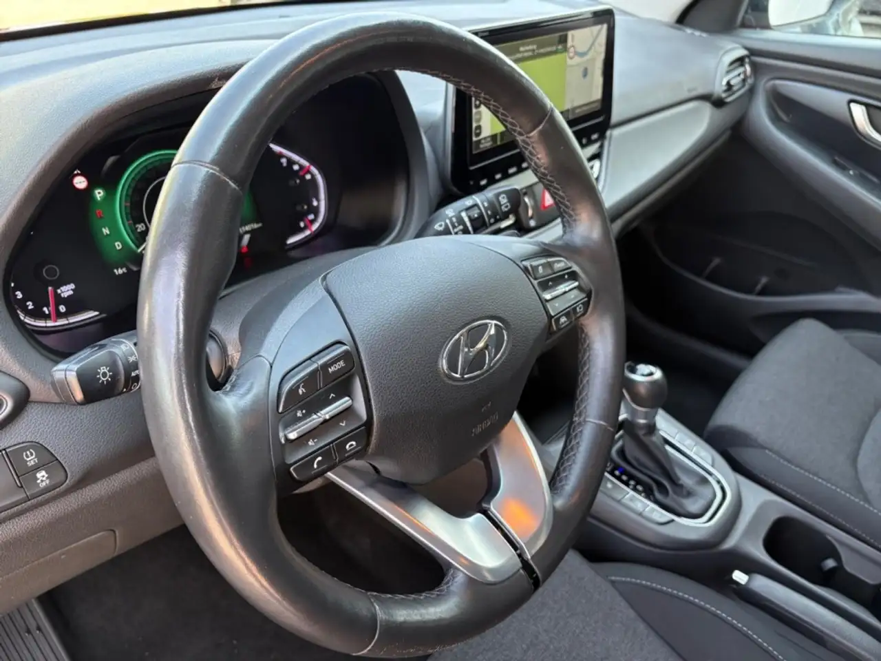 Hyundai i30 cw Edition 30+ Mild-Hybrid+AUTOMATIK!+AHK!++ 16