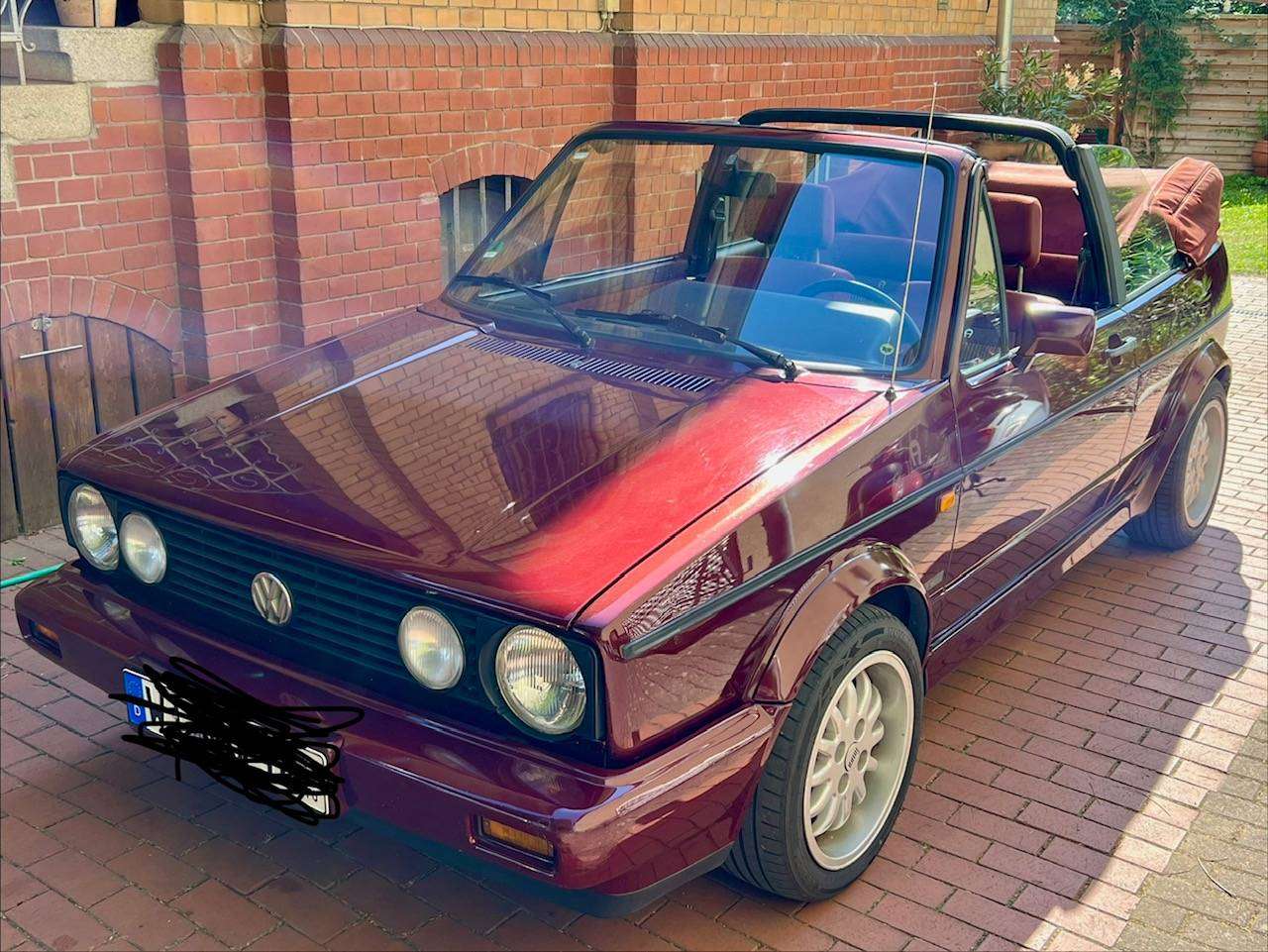 Second hand Volkswagen Golf 1.8
