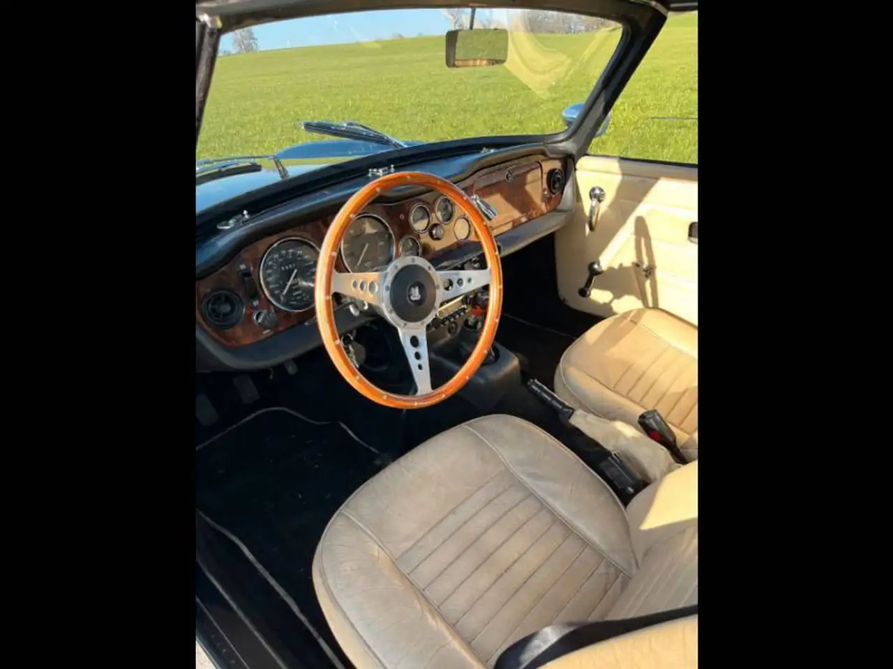 Triumph TR6, foto 7