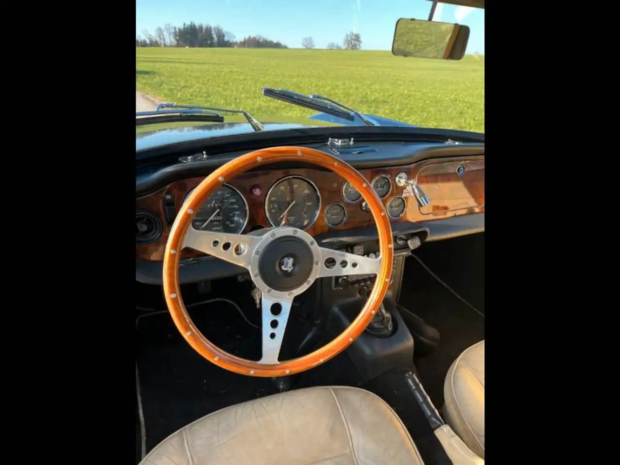 Triumph TR6, foto 6
