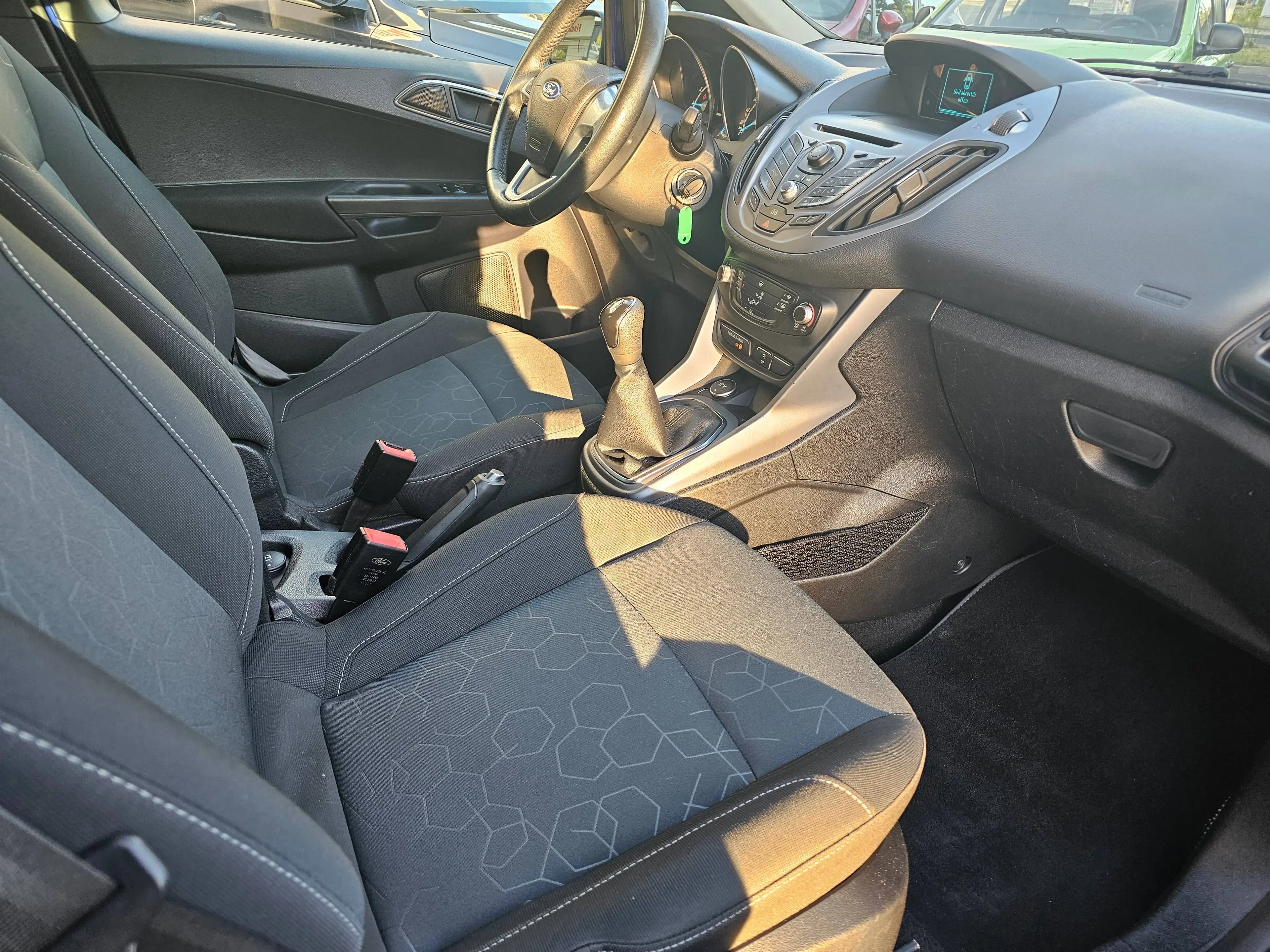 Ford B-Max B-MAX 1.0 EcoBoost Titanium — photo 13