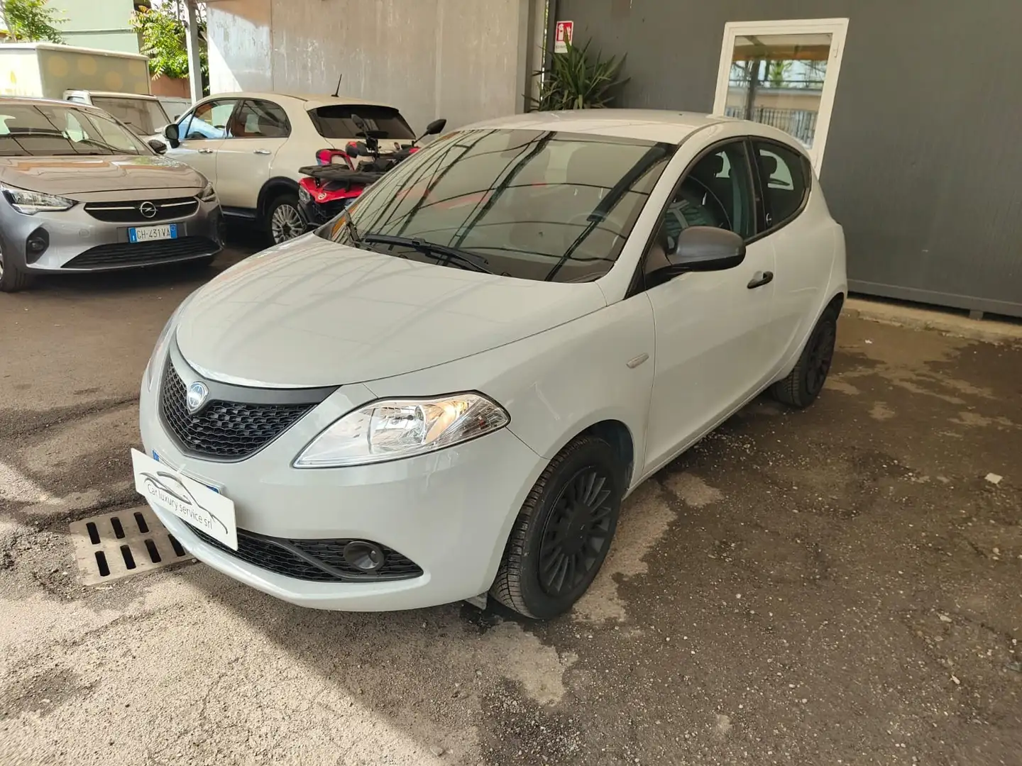 Lancia Ypsilon Ypsilon 1.2 Silver ecochic Gpl 69cv Grigio - 2