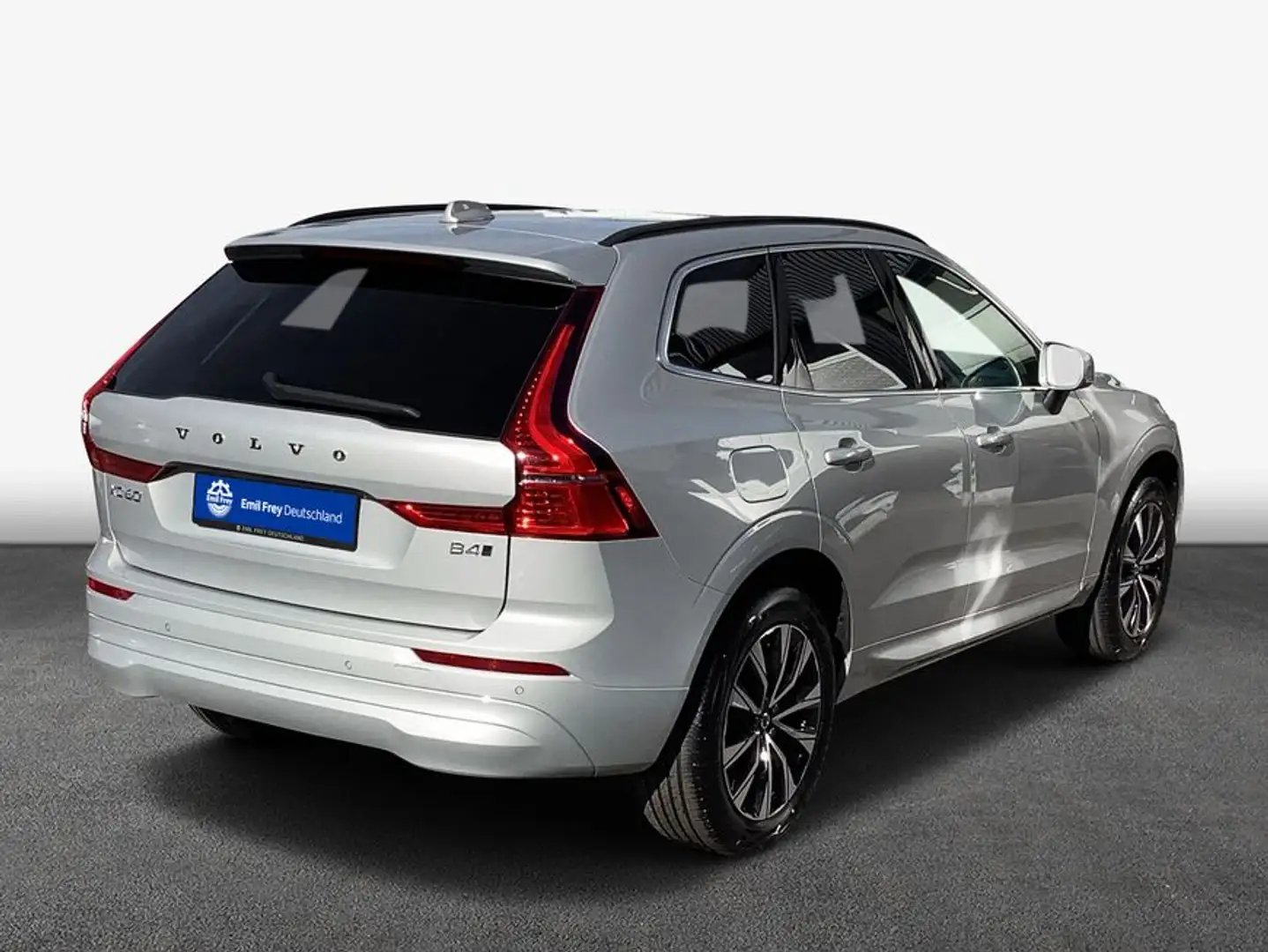 Volvo XC60 B4 D Core Driver Assistance Standheizg AHK Silber - 2