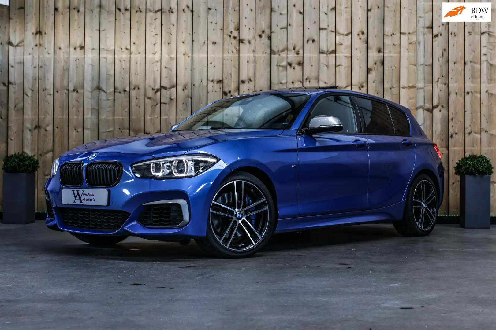 BMW 140 1-serie M140i xDrive LCI2 *Schuifdak*H/K*Navi Pro* plava - 1
