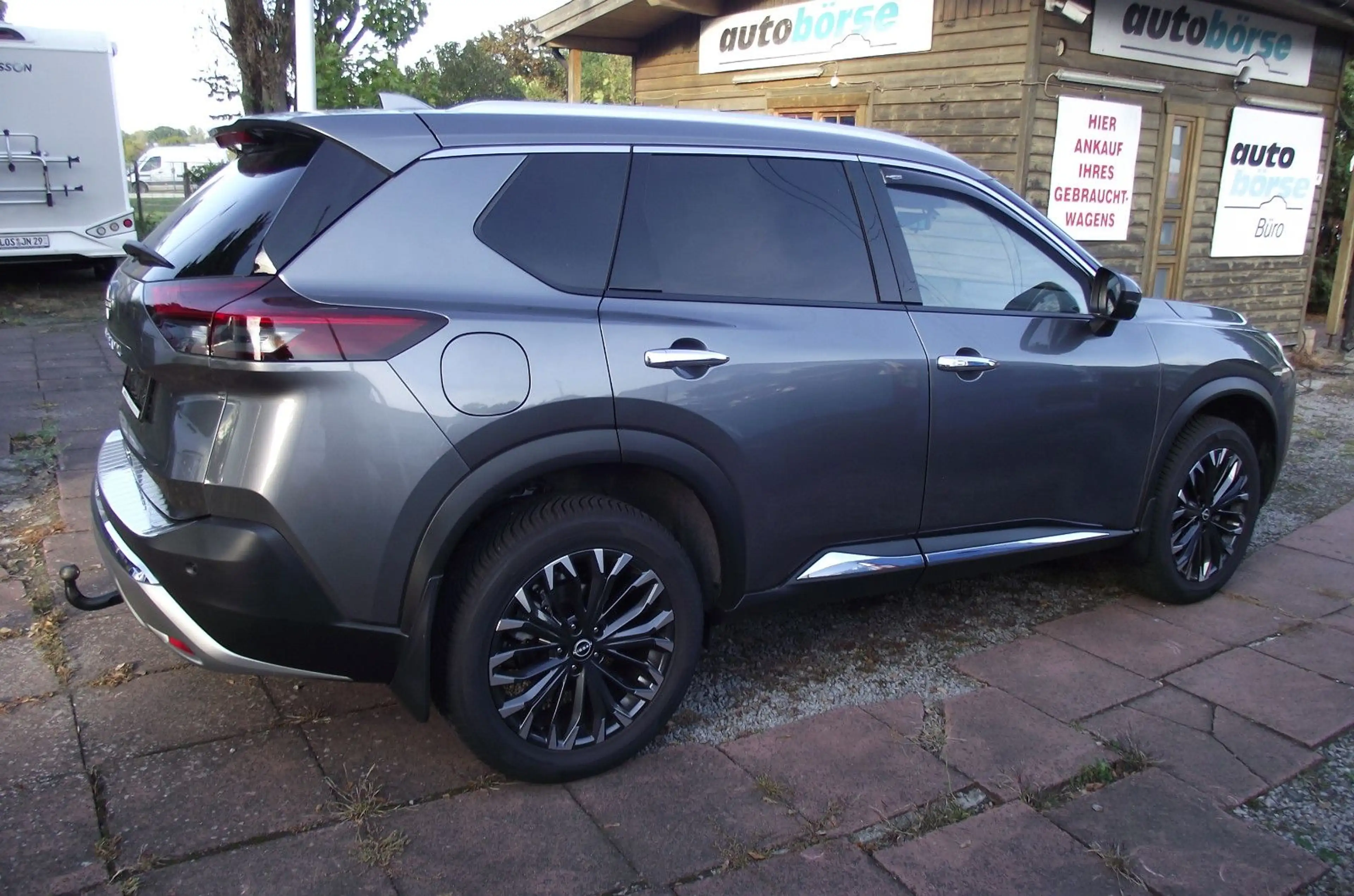 Nissan X-Trail 1.5 VC-T Mild-Hybrid Xtronic Tekna — photo 2