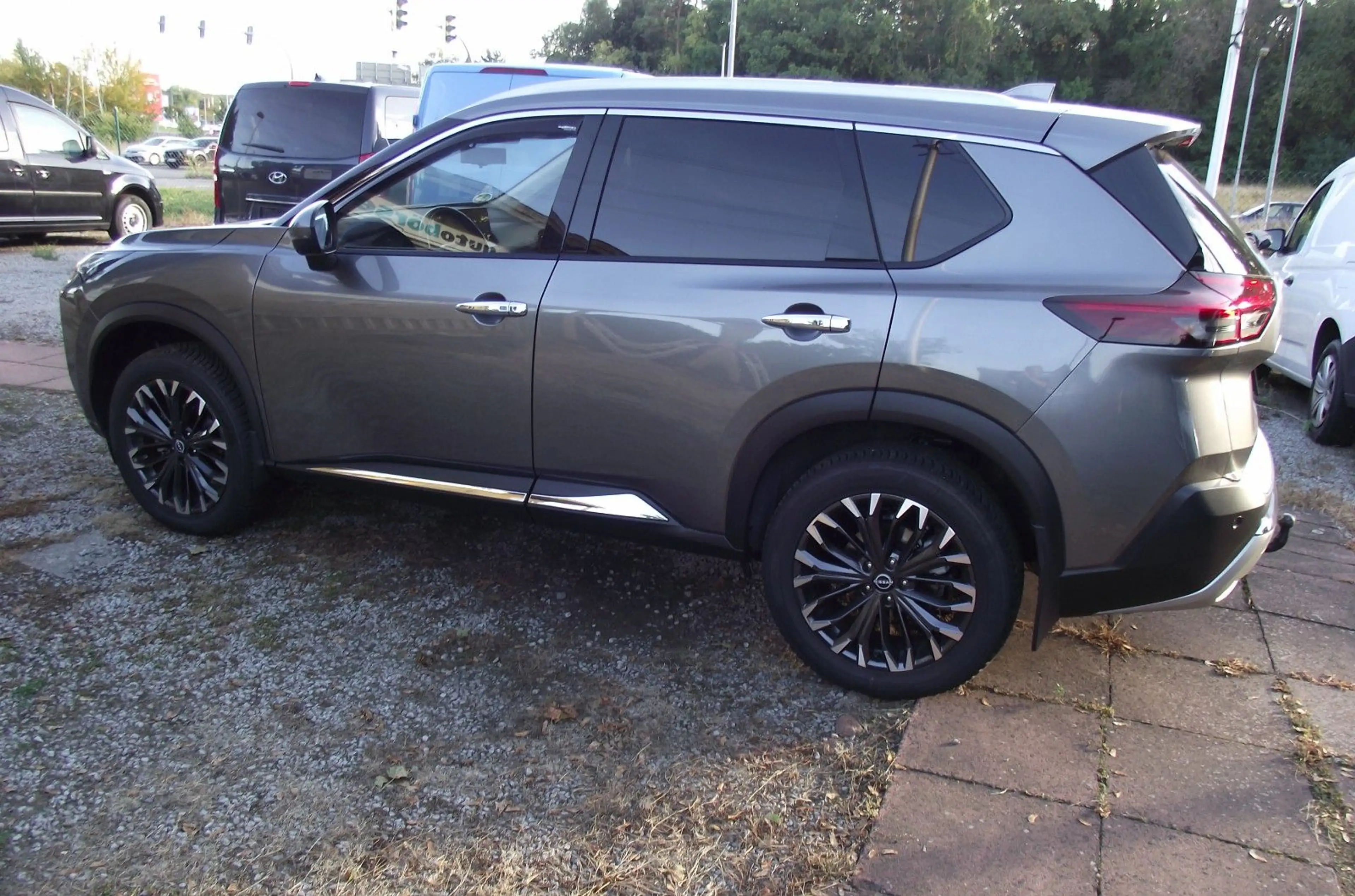 Nissan X-Trail 1.5 VC-T Mild-Hybrid Xtronic Tekna — photo 5
