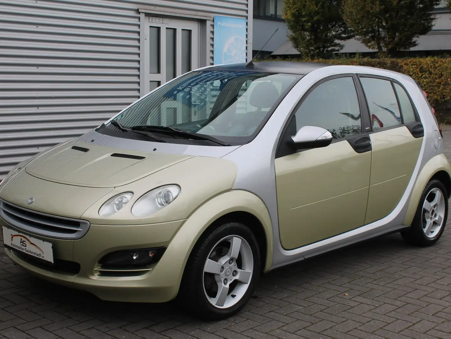 smart forFour 70 KW, Automatik,5 Türig, Nur 124.000km,01.2027 Gris - 2