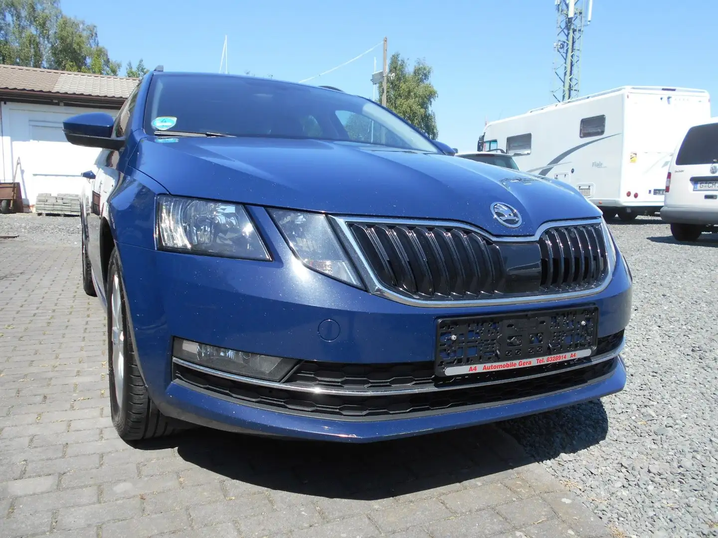 Skoda Octavia Combi Navi,Sitzh.DAB.Standheiz.Autom. Bleu - 2