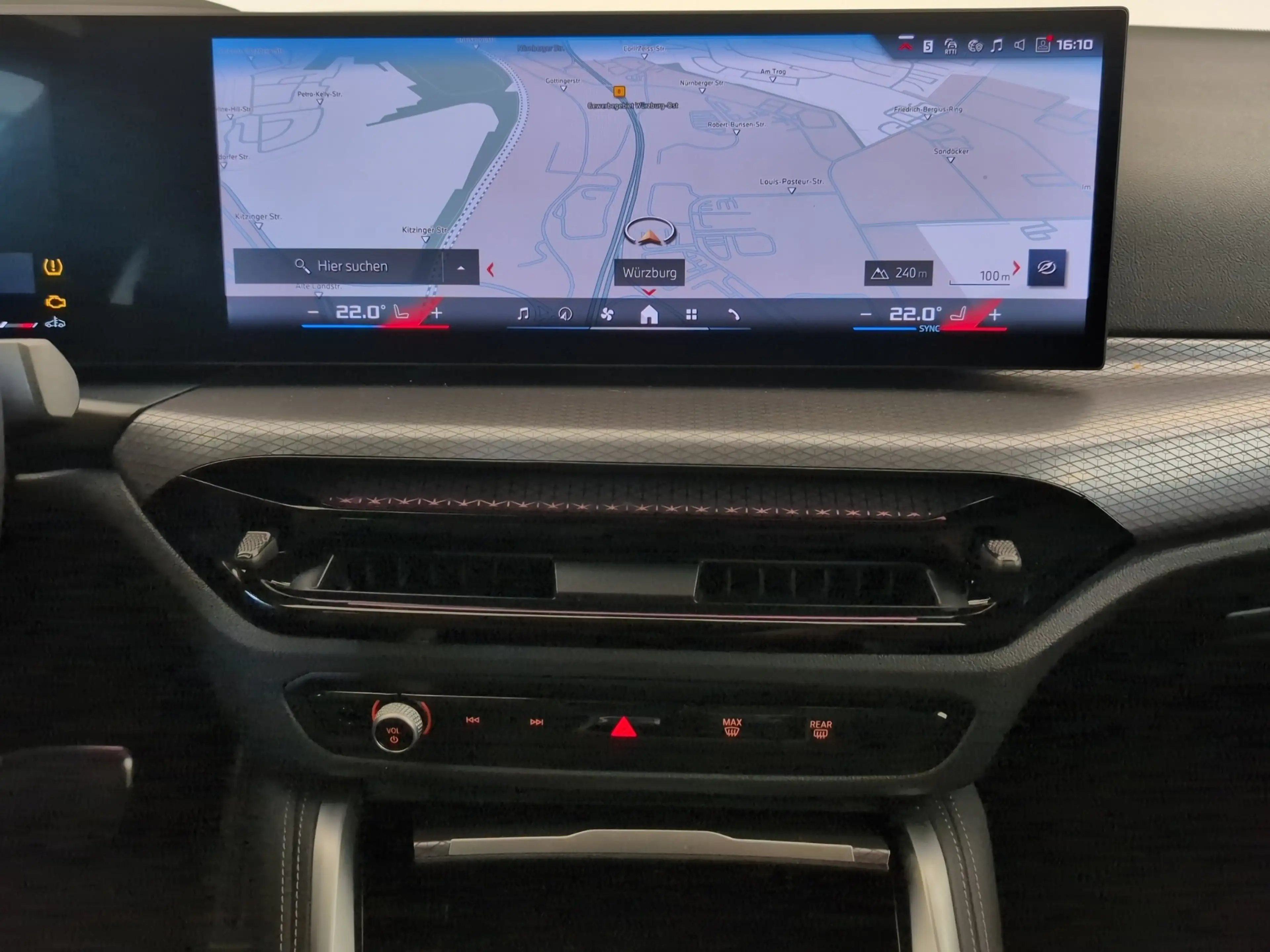 BMW M4 i xDrive Gran Coupé — photo 7