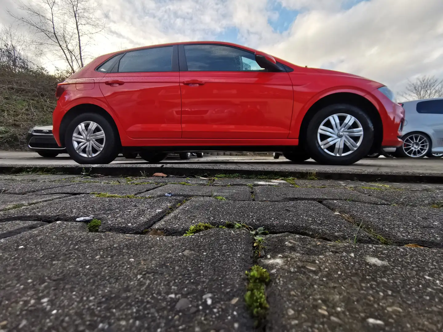 Volkswagen Polo KLIMA/Bluetooth/PDC/Tempom./Sitzhzg/VW Scheckheftg Rot - 2