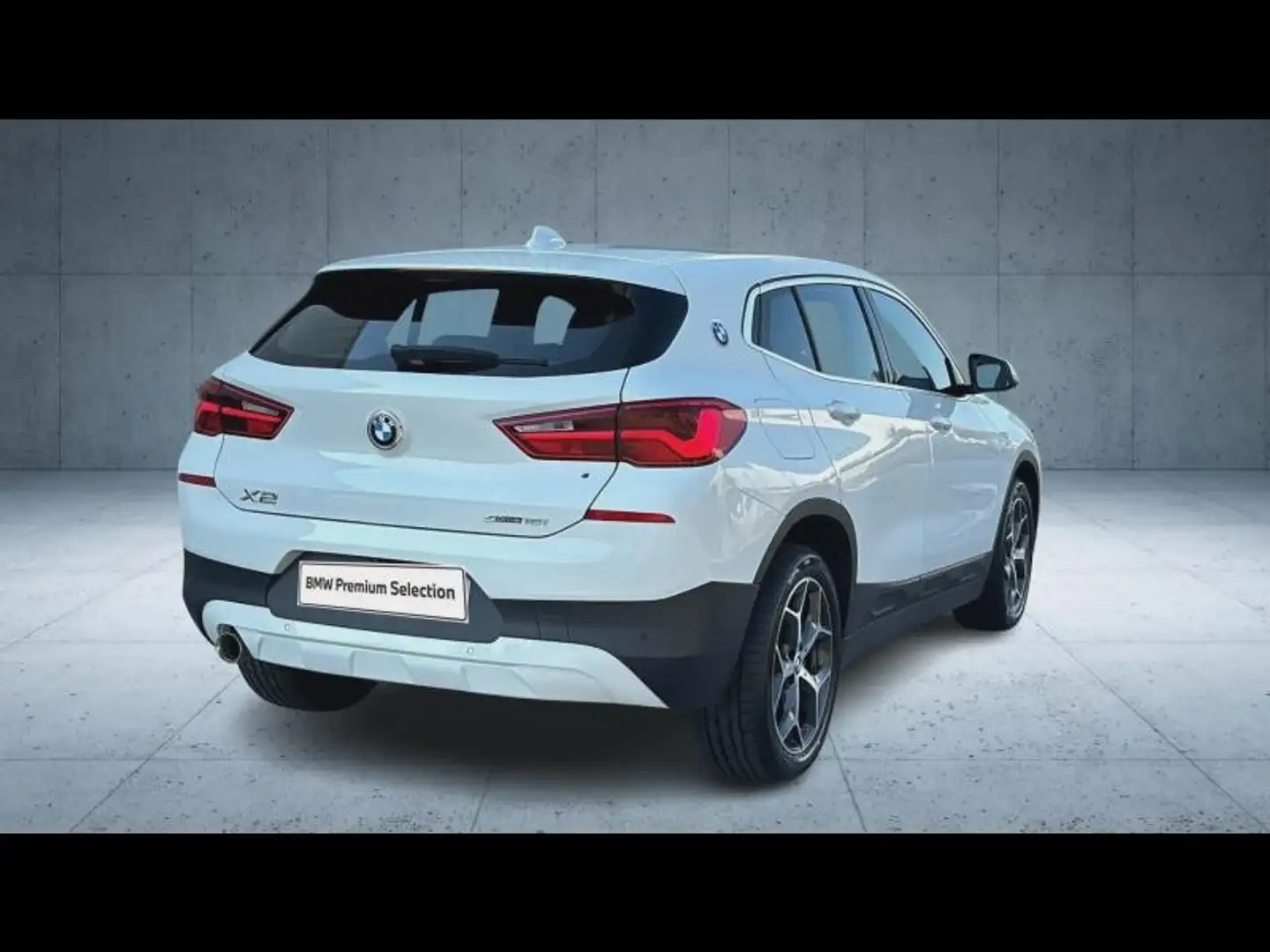 BMW X2 sDrive18iA 140ch Business Design DKG7 Euro6d-T 129 Blanc - 2