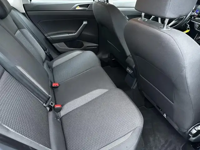 Volkswagen Polo view 18