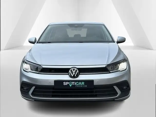 Volkswagen Polo view 2