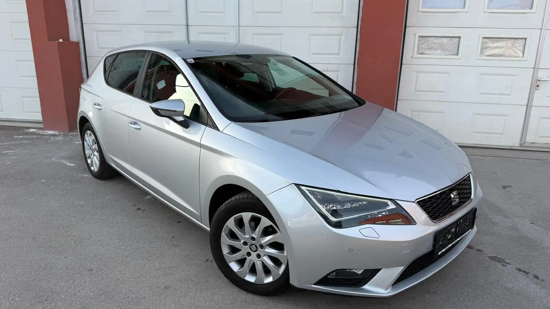 SEAT Leon Executive 1,6 TDI *Pickerl NEU* Grau - 2