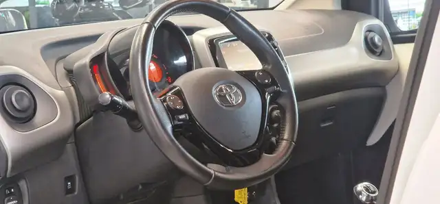 Toyota Aygo view 11