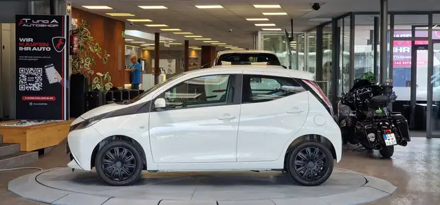 Toyota Aygo view 4