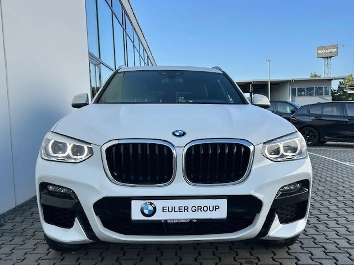 BMW X3 xDrive 30dA M-Sport AHK PANO StHZ ACC HUD Weiß - 2