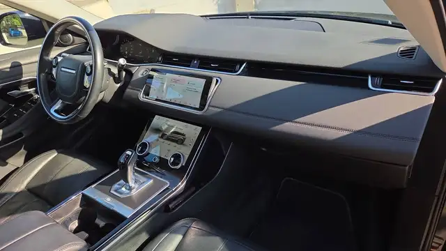 Land Rover Range Rover Evoque view 10