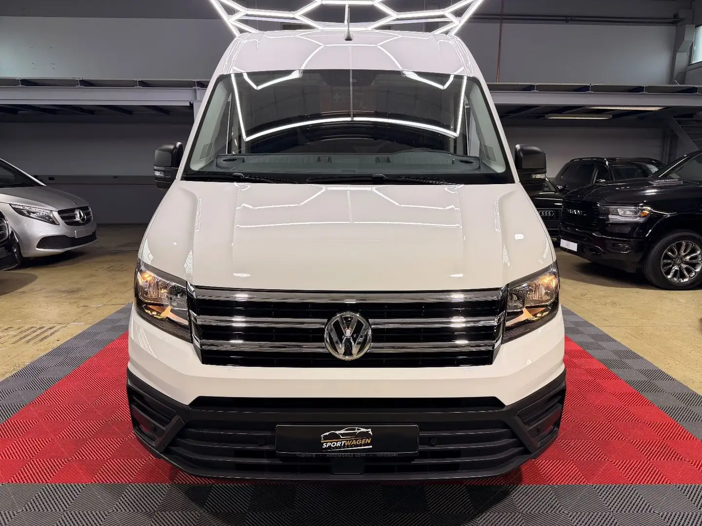 Volkswagen Crafter 35 Lang Hochdach Navi Kamera SHZ AHK ACC Weiß - 2