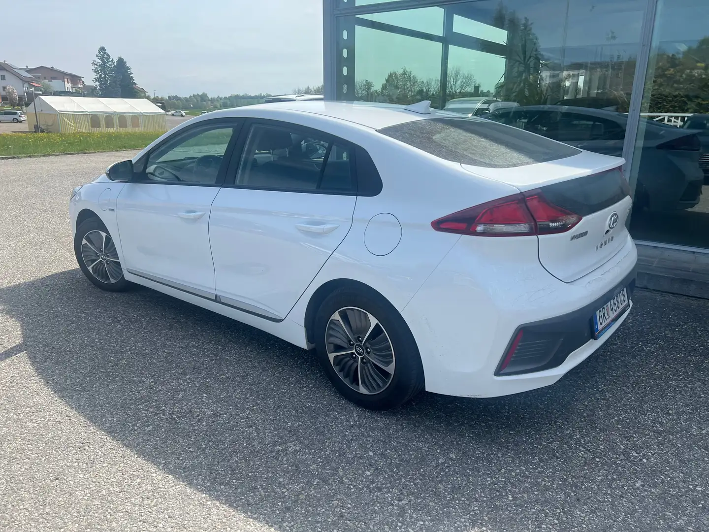Hyundai IONIQ Trend Hybrid Weiß - 2