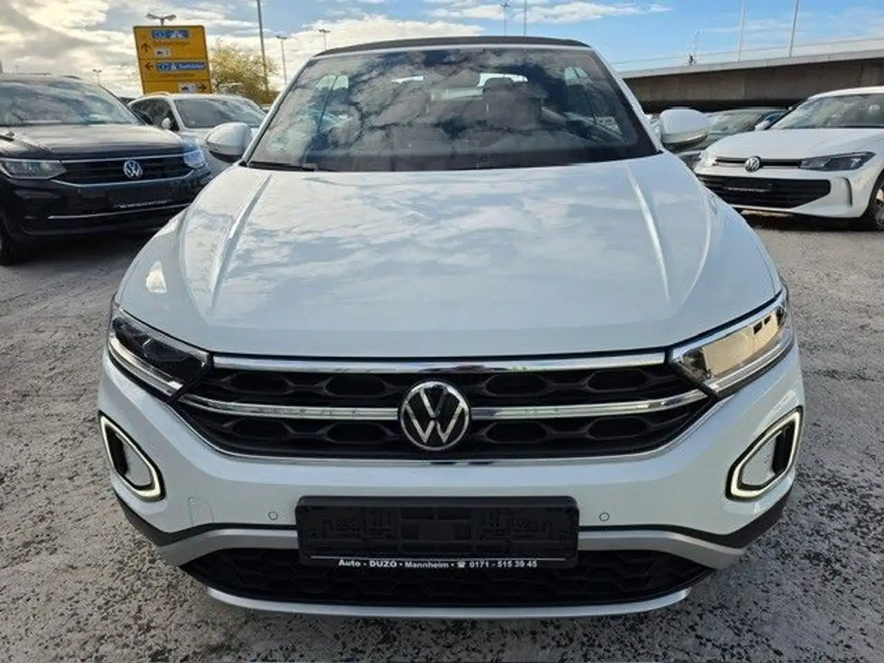 Volkswagen T-Roc, фото 1