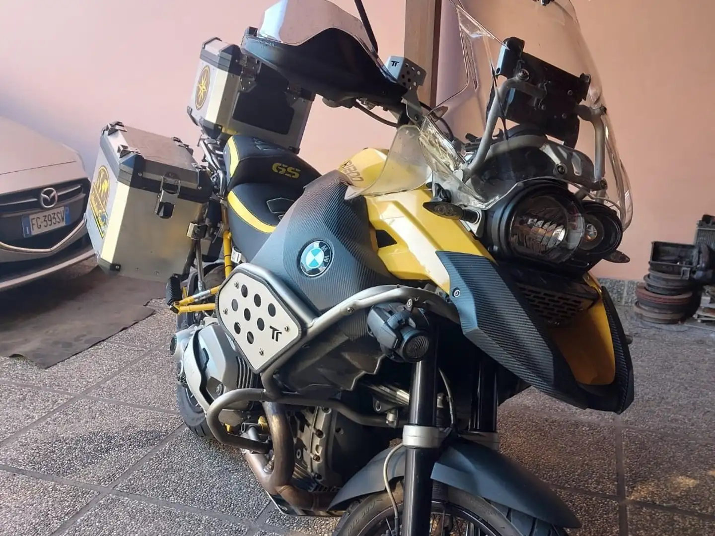 BMW R 1200 GS Adventure Žlutá - 2