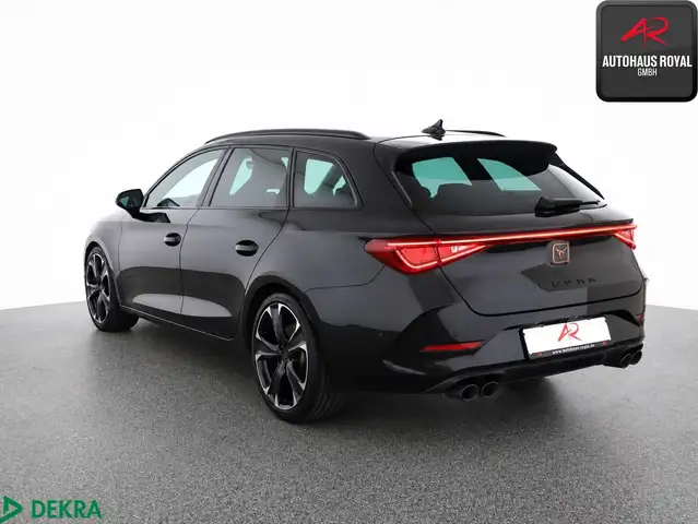 Cupra Leon view 3