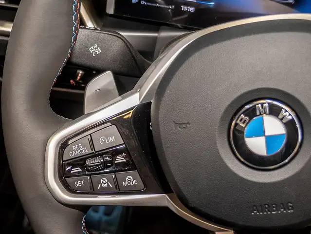 BMW 4 Series view 9
