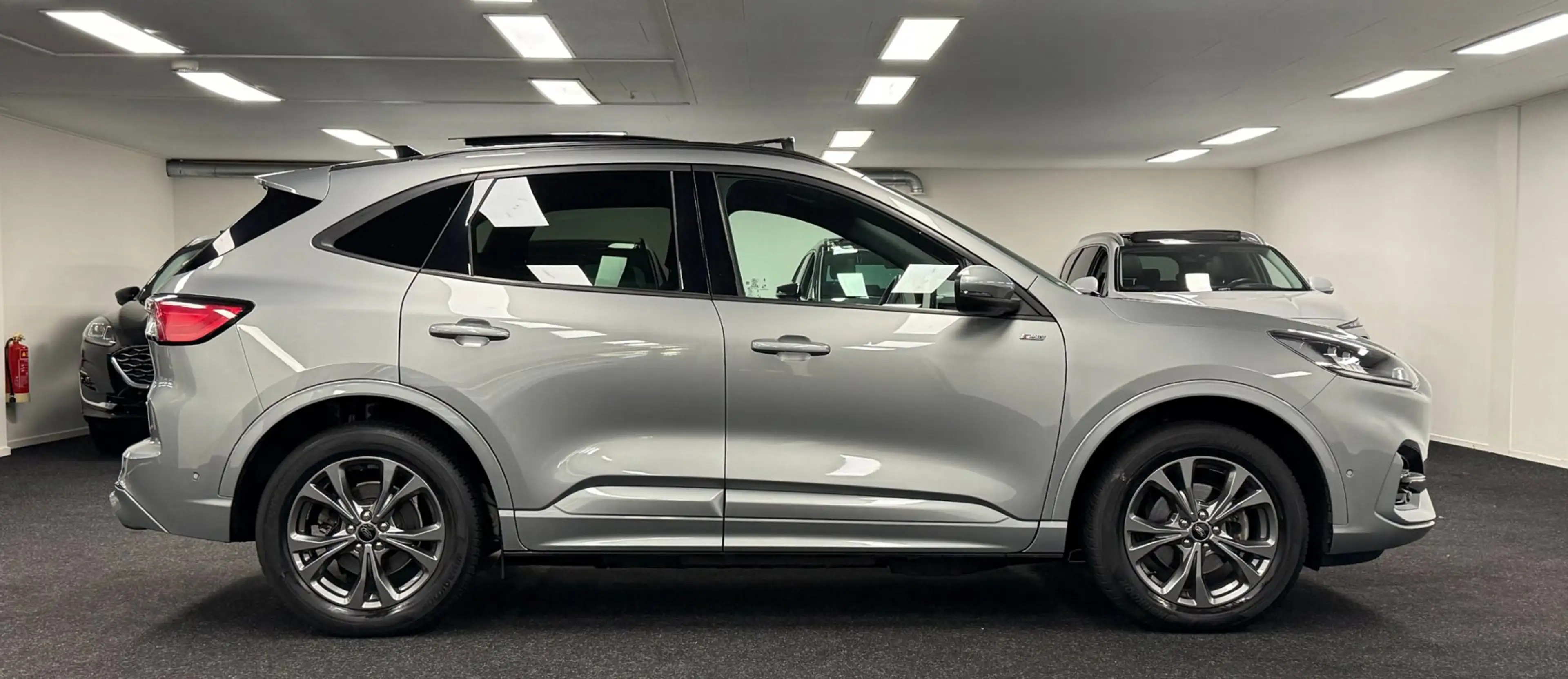Ford Kuga 2.5 PHEV ST-Line *224PK*Panodak*Trekhaak*Navi*Came — photo 17