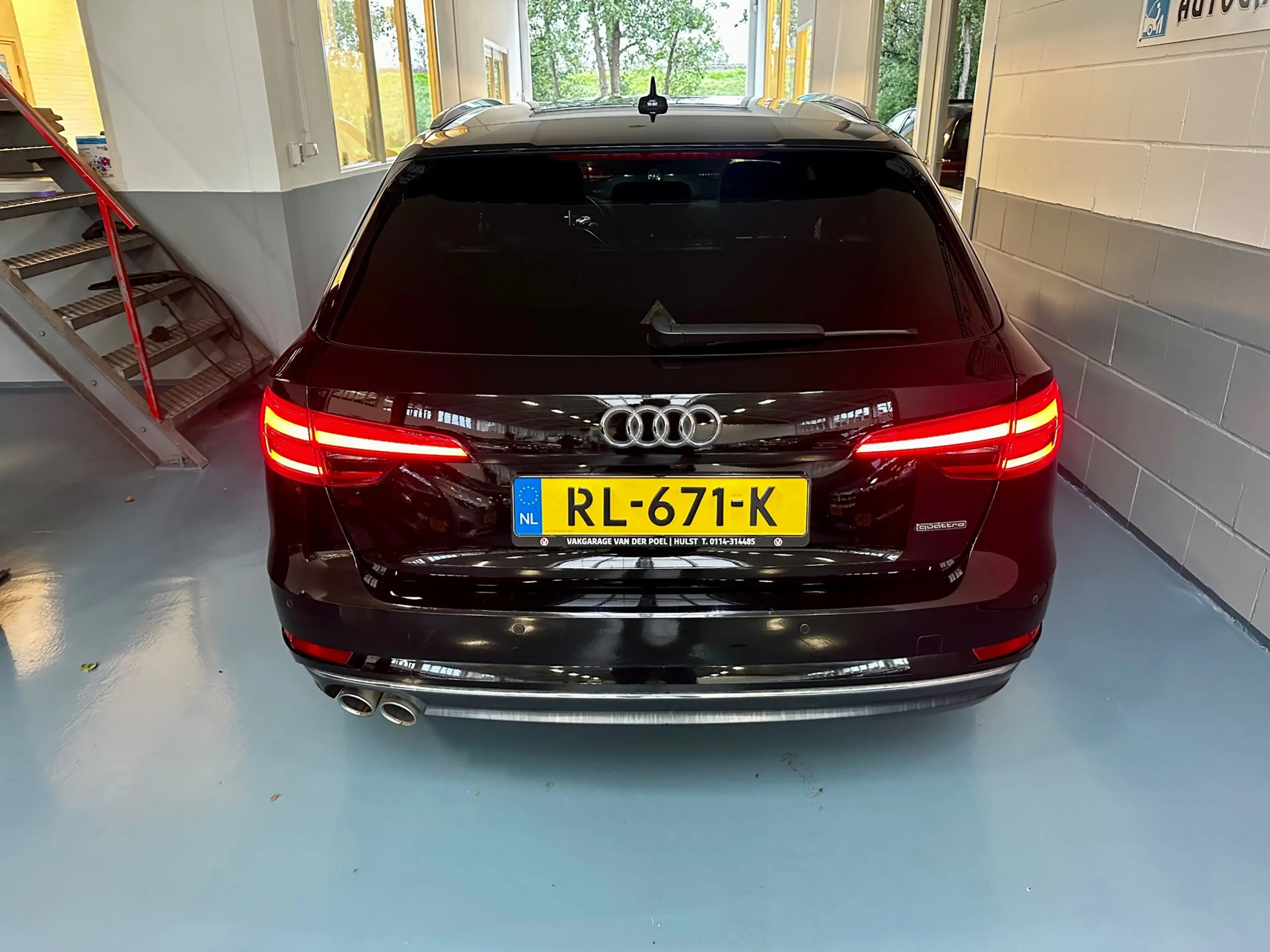 Audi A4 Avant 2.0 TDI quattro Sport Pro Line S Spring Adva — photo 4