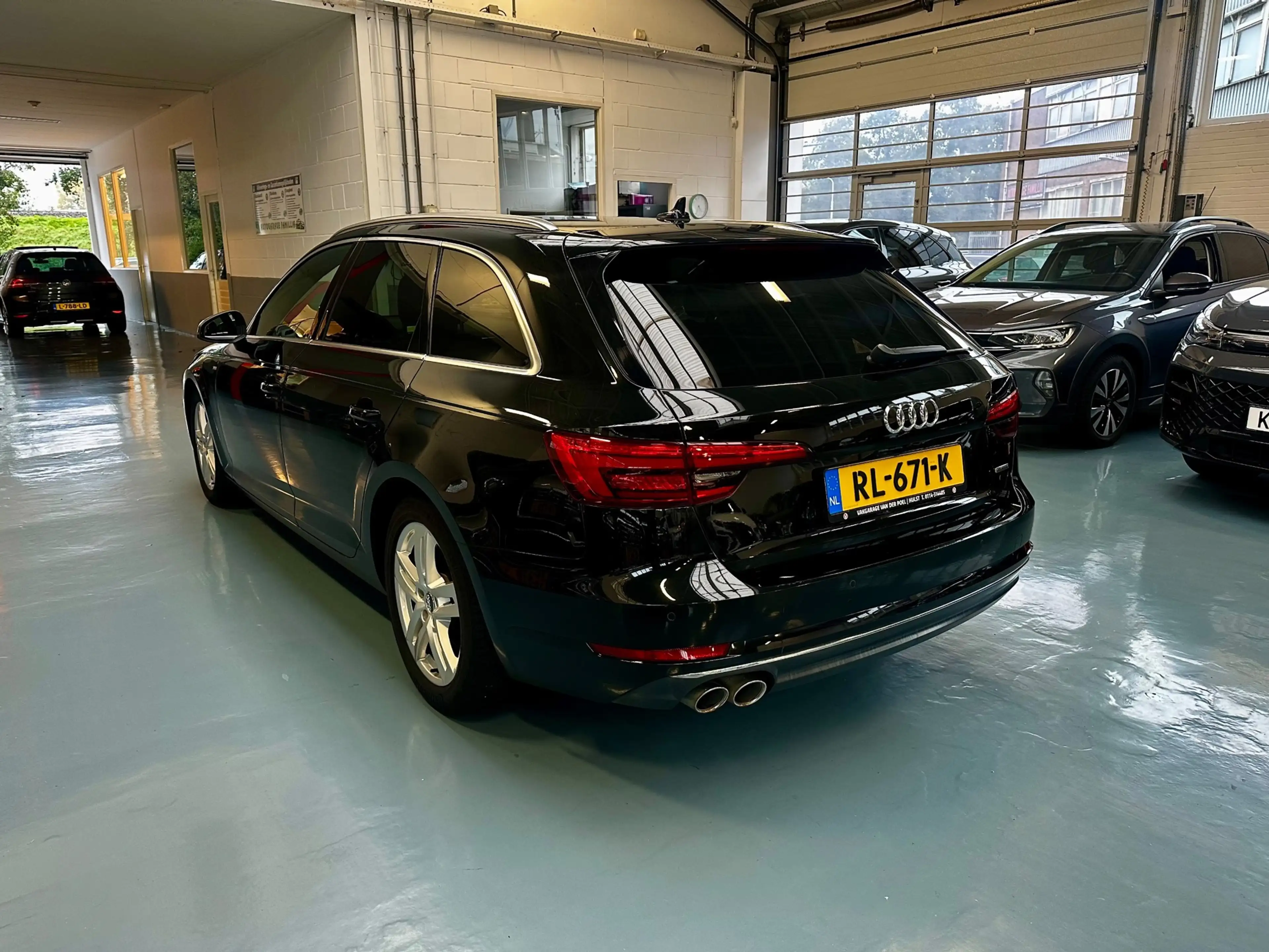 Audi A4 Avant 2.0 TDI quattro Sport Pro Line S Spring Adva — photo 3